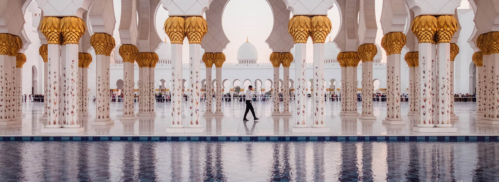 Reisen in die Vereinigten Arabischen Emirate - Massgeschneiderte Reisen in die Emirate - Harry Kolb AG - Tourismus